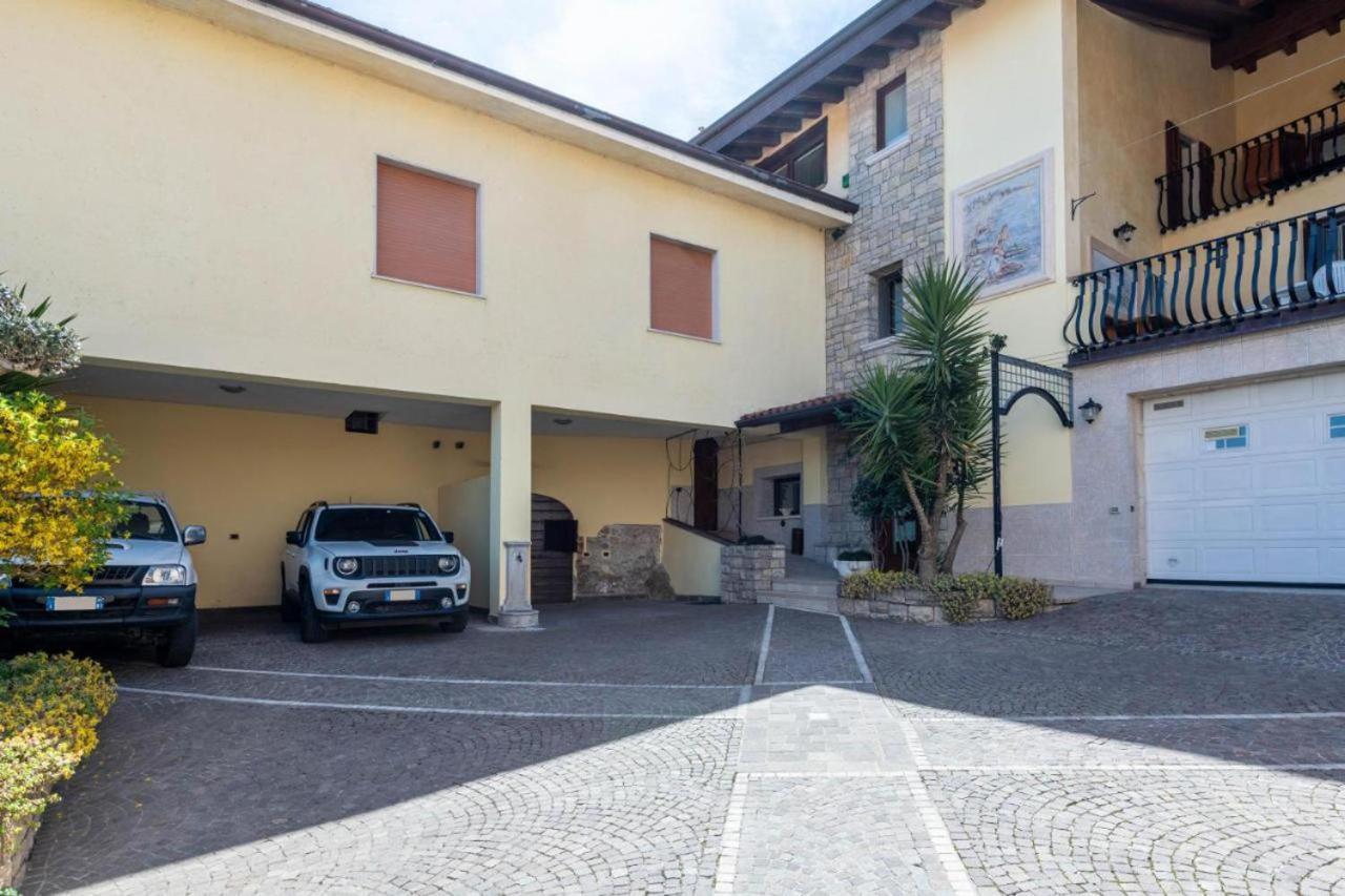 Casa Vacanze Baccolo Polpenazze del Garda Exterior foto